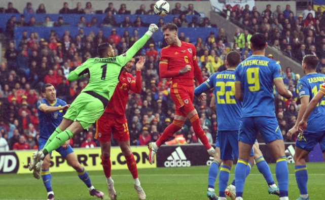 精彩纷呈！欧国联半决赛赛场掀起热潮